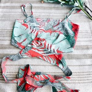 Soft (Unknown brand) Tie crop! The color combination is beautiful! Never worn.